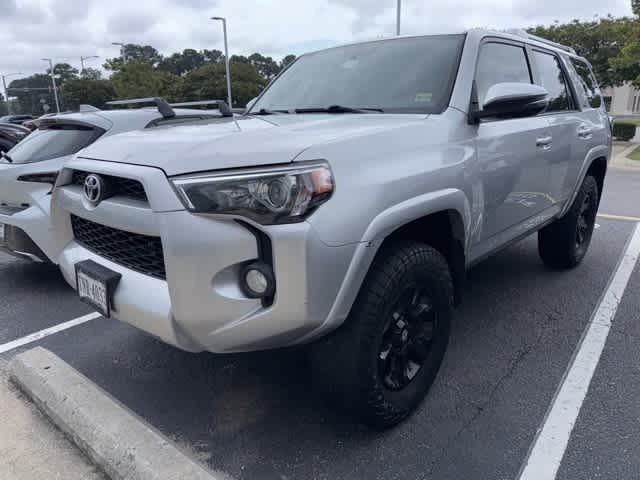 Thumbnail: 2015 Toyota 4Runner - 1