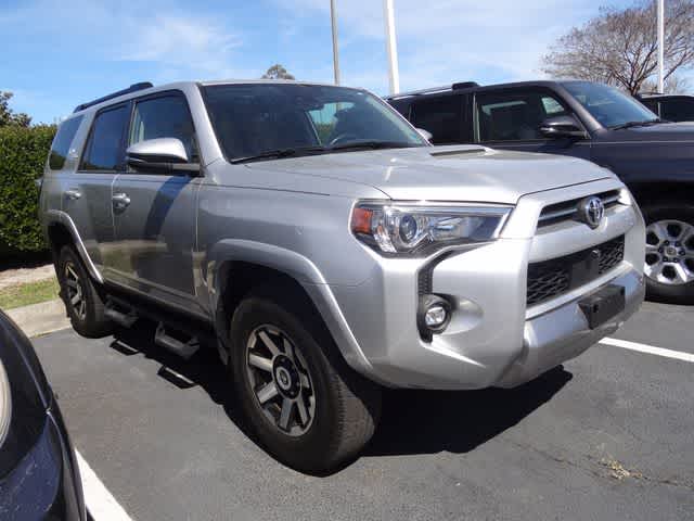 Thumbnail: 2022 Toyota 4Runner - 4