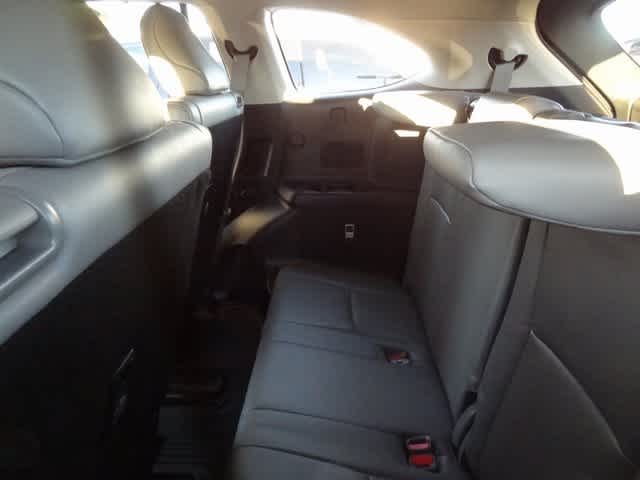 Thumbnail: 2022 Toyota Highlander - 8