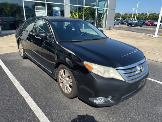 Thumbnail: 2011 Toyota Avalon - 2