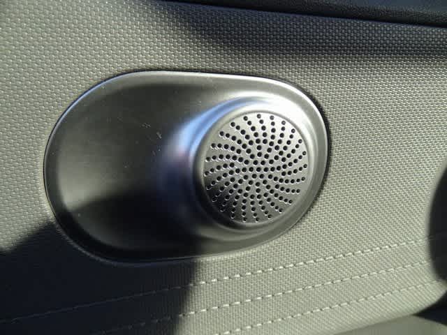 Thumbnail: 2023 Hyundai Elantra - 14