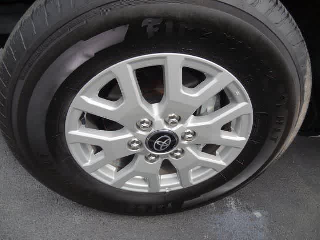 Thumbnail: 2024 Toyota Tacoma - 17