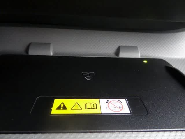 Thumbnail: 2023 Toyota Highlander - 33