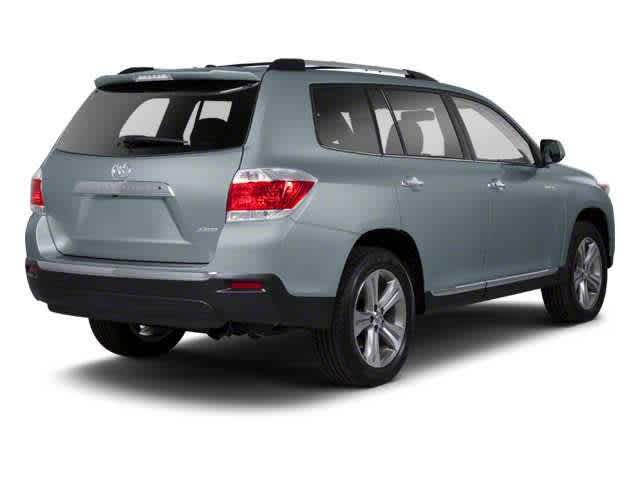 Thumbnail: 2012 Toyota Highlander - 2