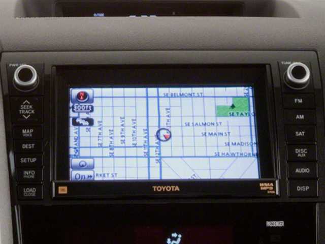 Thumbnail: 2011 Toyota Tundra - 7