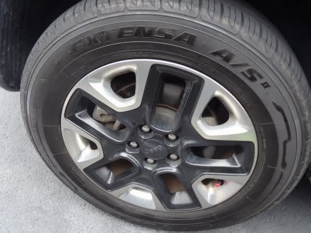 Thumbnail: 2018 Jeep Compass - 12