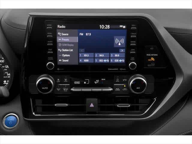 Thumbnail: 2022 Toyota Highlander - 7