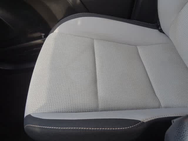 Thumbnail: 2017 Toyota RAV4 - 19