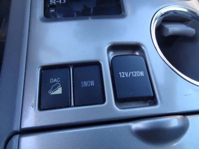 Thumbnail: 2013 Toyota Highlander - 12