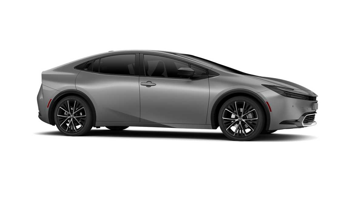 Thumbnail: 2025 Toyota Prius - 13