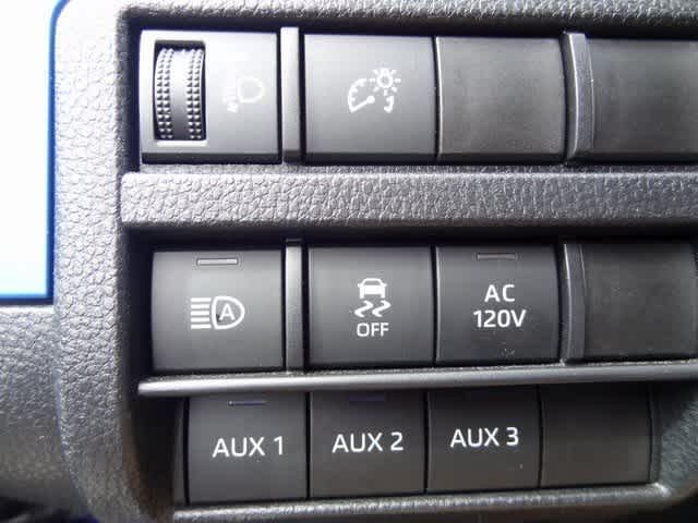 Thumbnail: 2024 Toyota Tacoma - 11