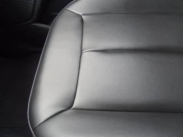 Thumbnail: 2023 Jeep Grand Cherokee - 32