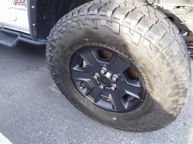 Thumbnail: 2022 Jeep Gladiator - 14