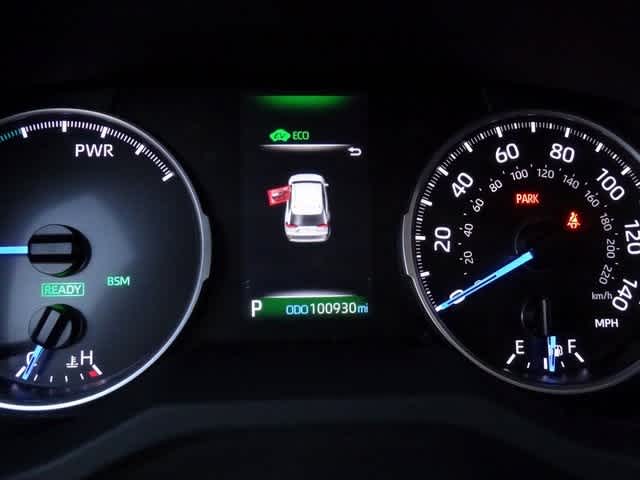 Thumbnail: 2022 Toyota RAV4 - 18