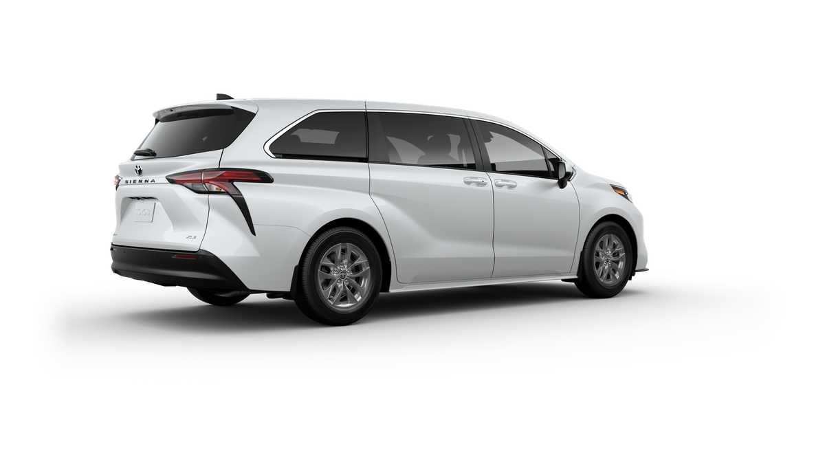 Thumbnail: 2025 Toyota Sienna - 10