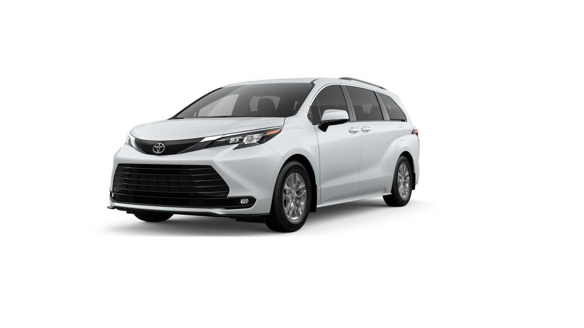 Thumbnail: 2026 Toyota Sienna - 1