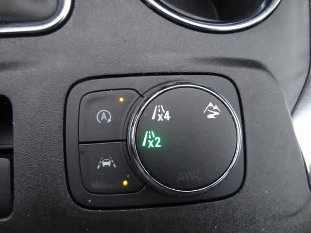 Thumbnail: 2023 Chevrolet Traverse - 34