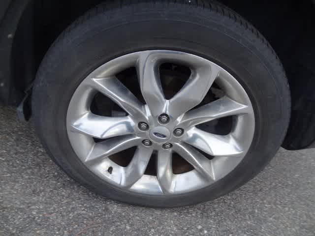 Thumbnail: 2012 Ford Explorer - 12