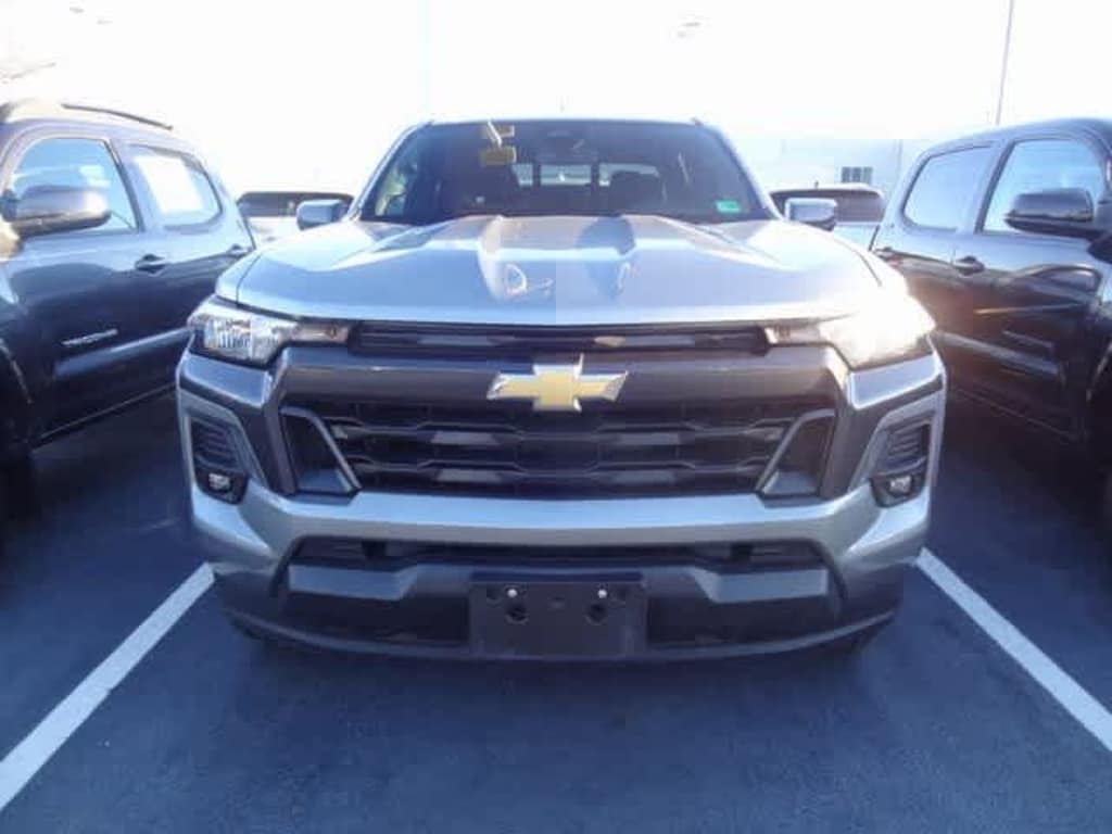 Used 2024 Chevrolet Colorado LT Truck Crew Cab