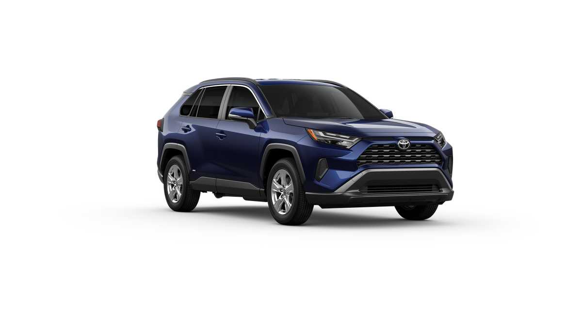 2025 Toyota RAV4 XLE 14