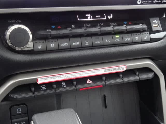 Thumbnail: 2023 Toyota Sequoia - 32