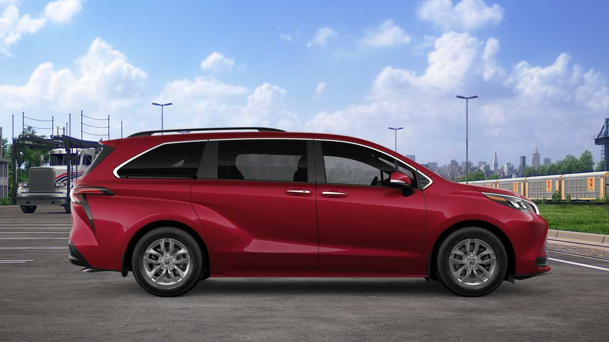 Thumbnail: 2026 Toyota Sienna - 12