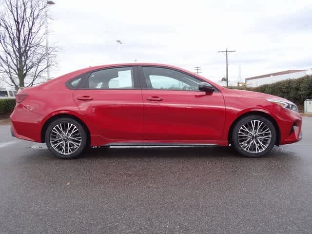 Thumbnail: 2024 Kia Forte - 4