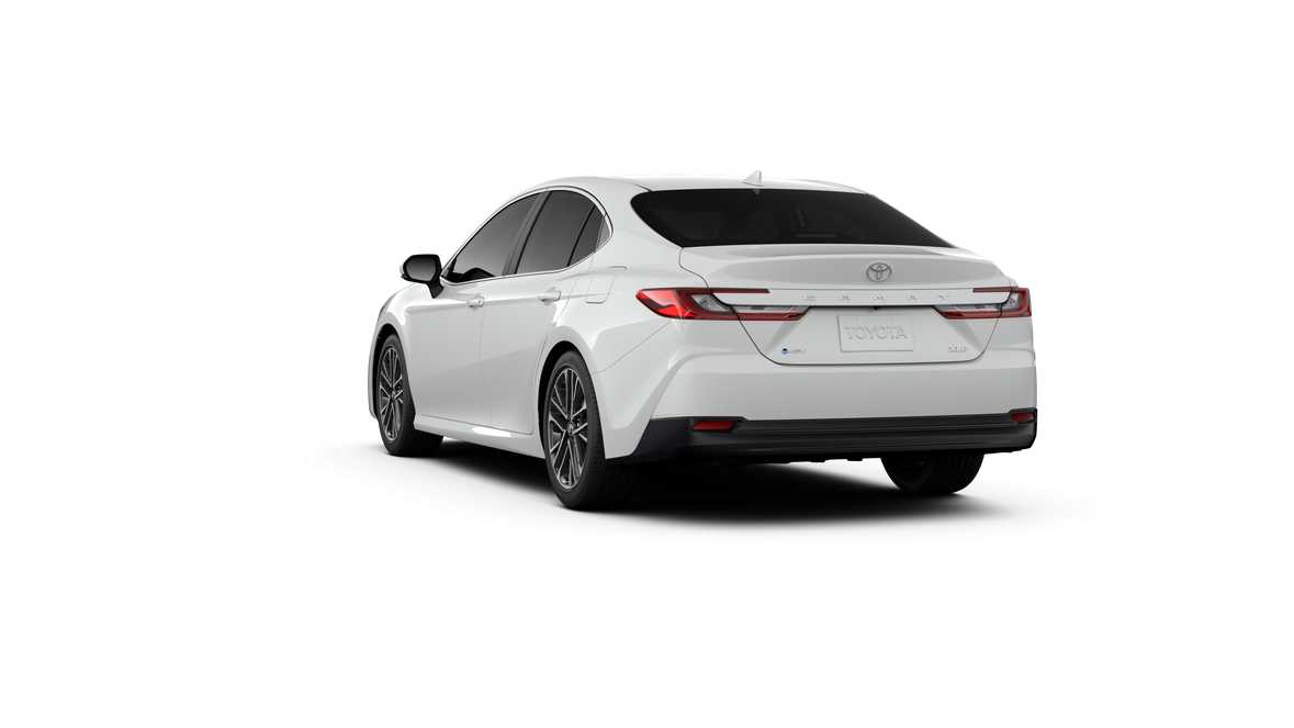 2025 Toyota Camry XLE 4