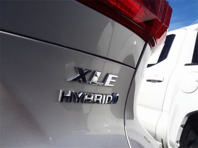 Thumbnail: 2022 Toyota Venza - 6
