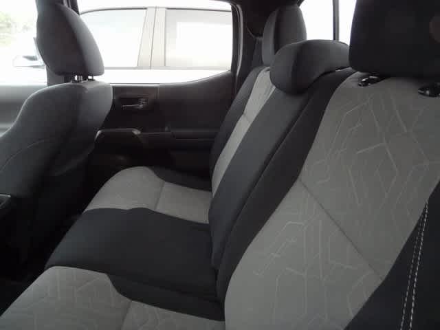 Thumbnail: 2023 Toyota Tacoma - 9