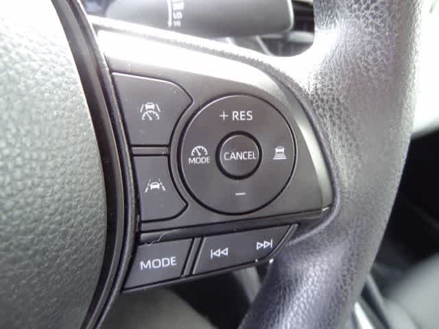 Thumbnail: 2025 Toyota Corolla - 18