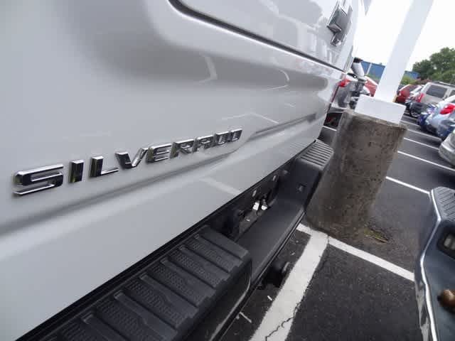 Thumbnail: 2024 Chevrolet Silverado 1500 - 12