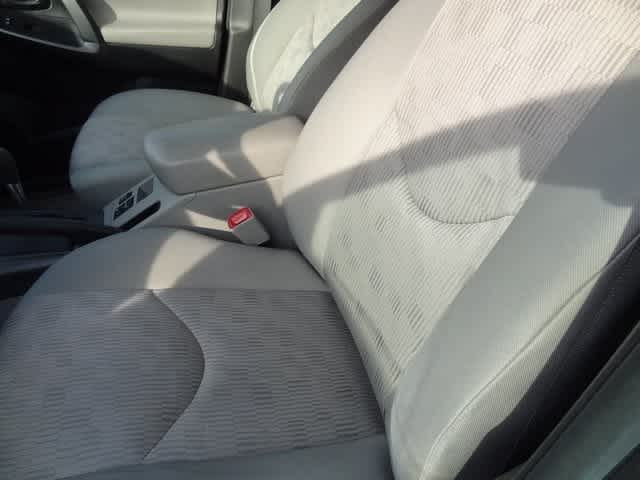 Thumbnail: 2012 Toyota RAV4 - 8