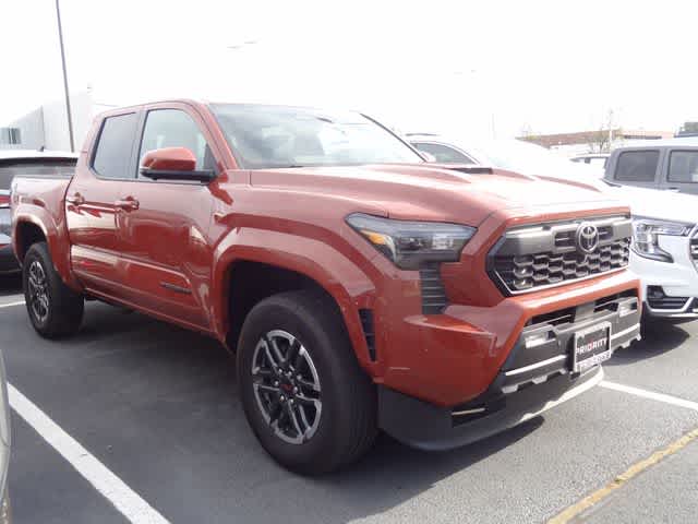 Thumbnail: 2025 Toyota Tacoma - 4