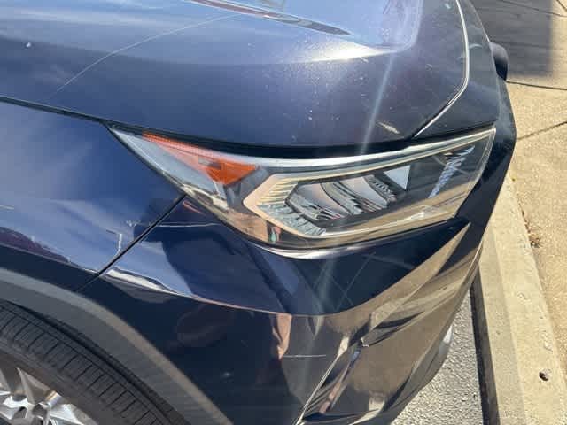 Thumbnail: 2020 Toyota RAV4 - 6