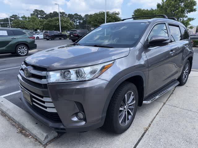 Thumbnail: 2018 Toyota Highlander - 1