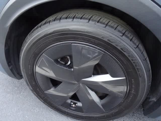 Thumbnail: 2024 Toyota Prius - 13