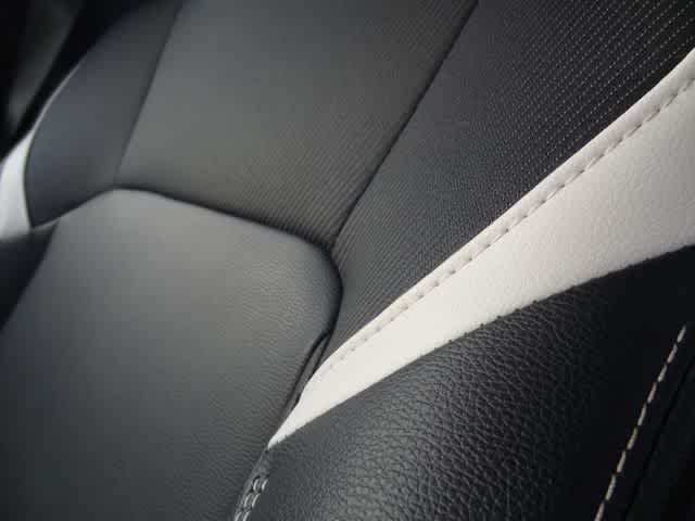 Thumbnail: 2025 Toyota Camry - 33