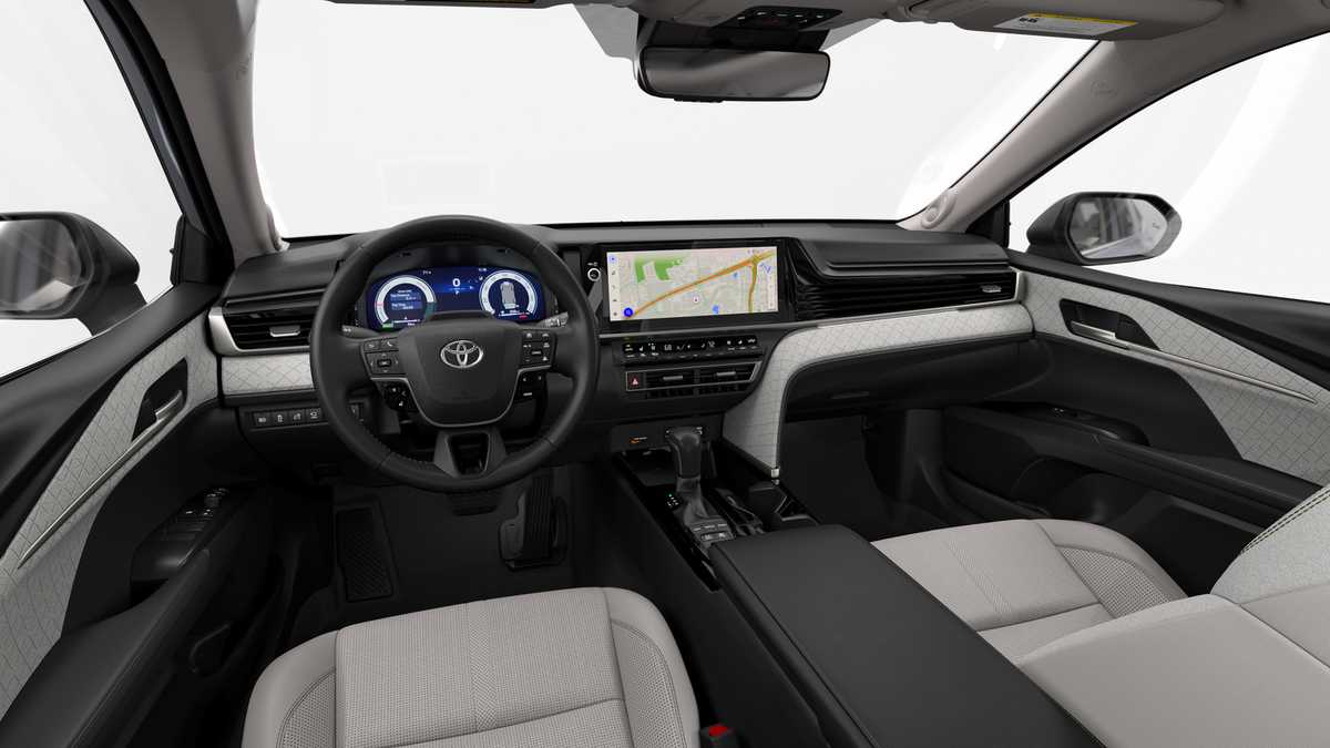 Thumbnail: 2025 Toyota Camry - 19
