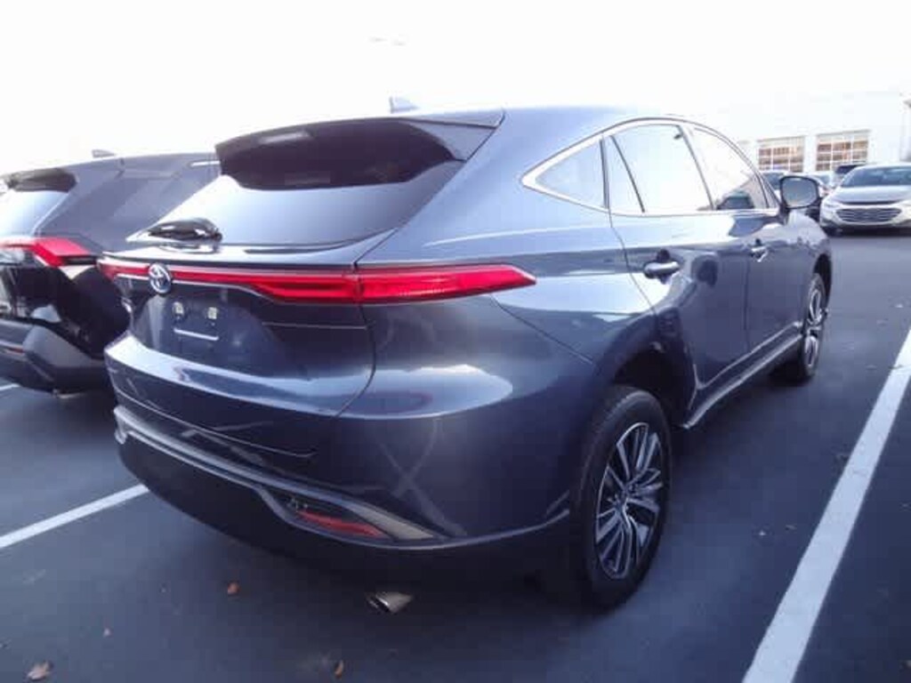 Used 2023 Toyota Venza LE SUV