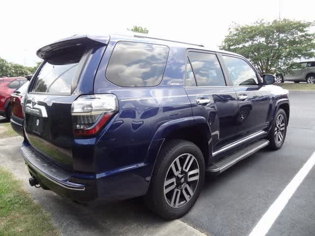 Thumbnail: 2017 Toyota 4Runner - 3