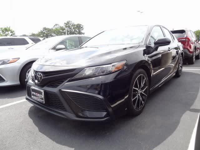 2021 Toyota Camry SE -
                  Chesapeake, VA
