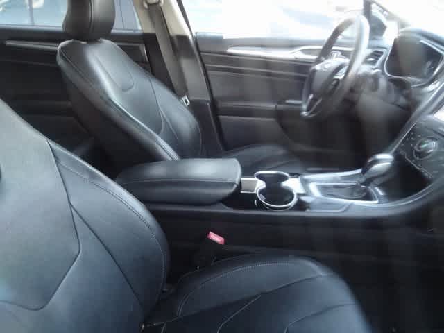 Thumbnail: 2015 Ford Fusion - 9