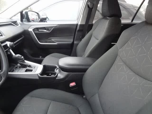 Thumbnail: 2024 Toyota RAV4 - 8