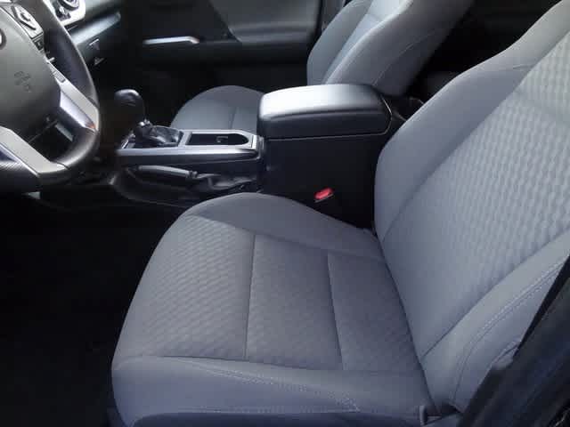 Thumbnail: 2022 Toyota Tacoma - 8