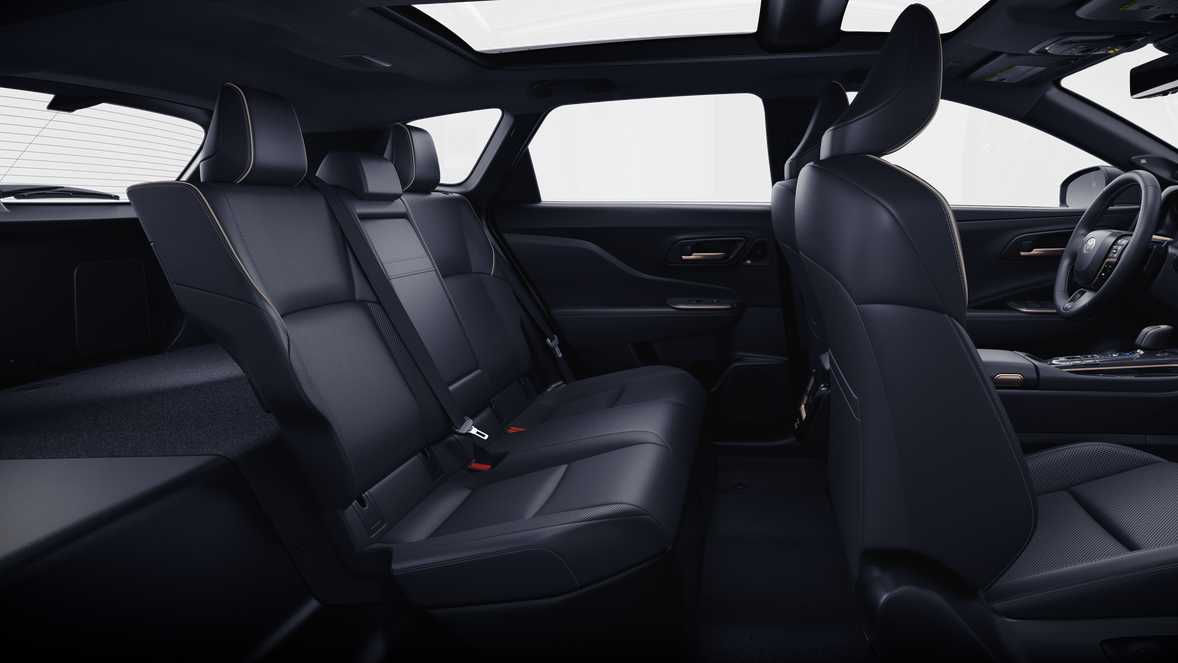 Thumbnail: 2026 Toyota Crown Signia - 6