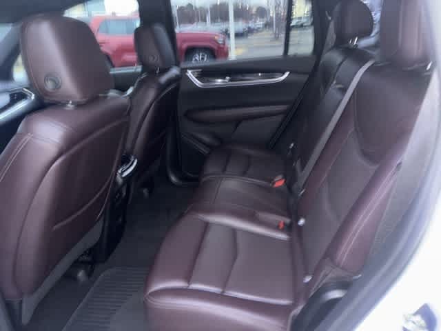 Thumbnail: 2021 Cadillac XT6 - 8