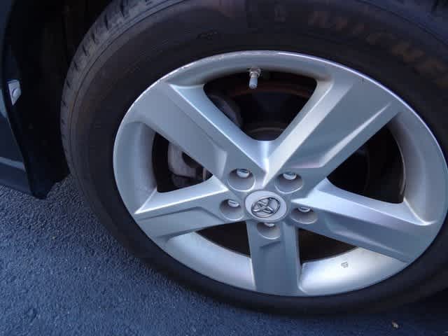 Thumbnail: 2012 Toyota Camry - 24