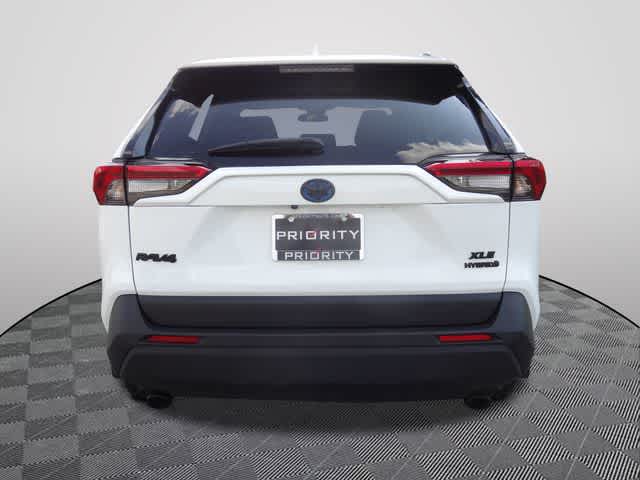 Thumbnail: 2024 Toyota RAV4 - 3