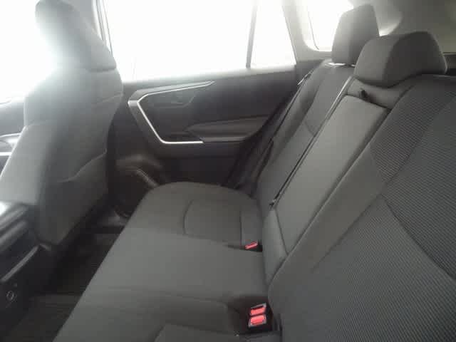 Thumbnail: 2020 Toyota RAV4 - 8